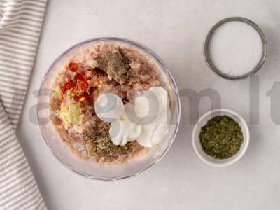 Kotletai burgeriams kaip „McDonald's“ Žingsnis 4