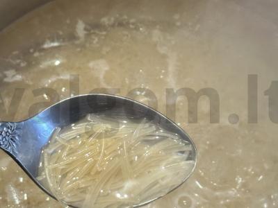 Itališka makaronų su sūriu, alyvuogių aliejumi ir marinuotais grybais Žingsnis 2