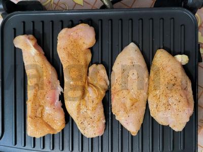 Sultingas vištienos filė ant grotelių su aromatiniais prieskoniais Žingsnis 3