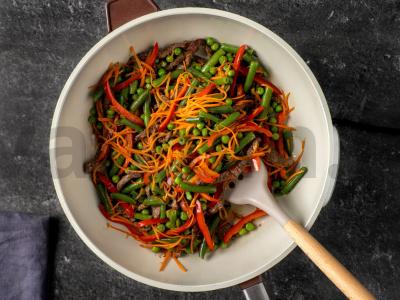 Mėsa wok'e su daržovėmis Žingsnis 5