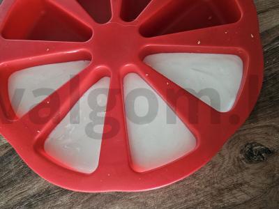 Sūrio pyragas be kepimo su braškių džemu Žingsnis 8