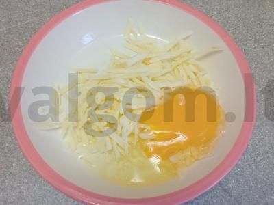 Skrudinti vištienos nagetai sūrio paniravime Žingsnis 2