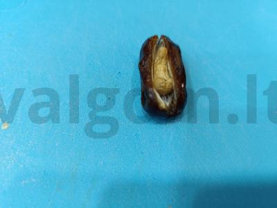 Džiovinti vaisiai su anakardžiais šokolade desertui Žingsnis 2