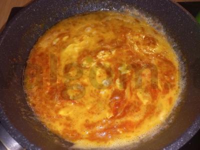 Omletas su lydytu sūriu Žingsnis 4