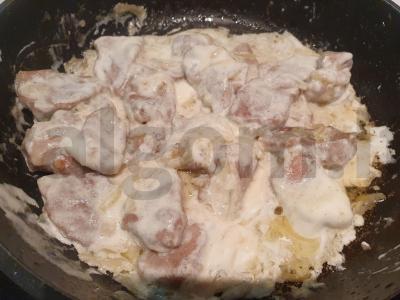 Kiaulienos kaklas - grietinėlės padaže Žingsnis 4