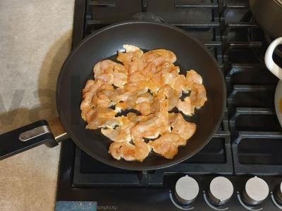 Krištolinė šašlykinė su vištiena, paprika ir žolelėmis Žingsnis 3