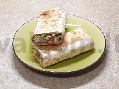 Krištolinė šašlykinė su vištiena, paprika ir žolelėmis pagrindine nuotrauka