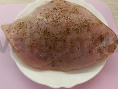 Kepta kalakutienos krūtinėlė orkaitėje Žingsnis 2