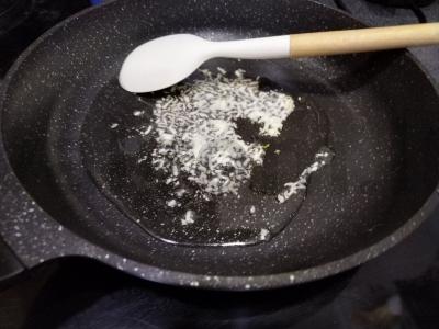 Italų karbonara makaronai Žingsnis 1