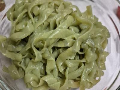 Širataki pomidorų padaže su vištiena Žingsnis 1