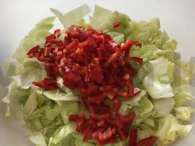 Aštrus salotas su salierais, kukurūzais ir grietine Žingsnis 4