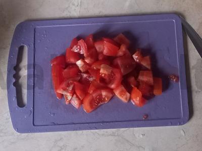 Daržovių salotas su alyvuogėmis ir mocarela Žingsnis 2