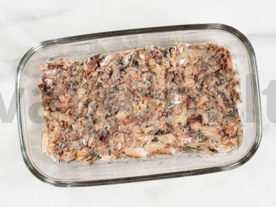 Salotas „Princas“ su obuoliu ir sardinomis Žingsnis 9