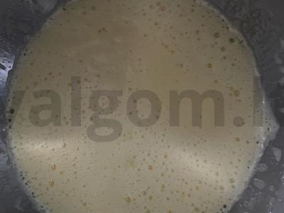 Obuolių „Oro“ šarlotė Žingsnis 2