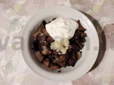 Šernai su grietine prie virtų bulvių Žingsnis 4