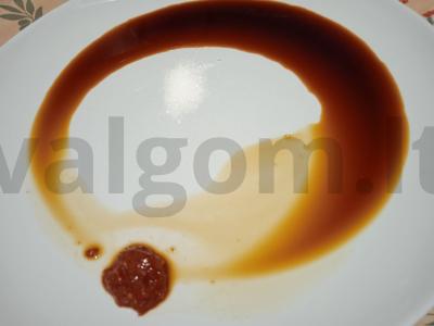 Aštrūs kiaulienos šonkauliai, kepti su pievagrybiais Žingsnis 1