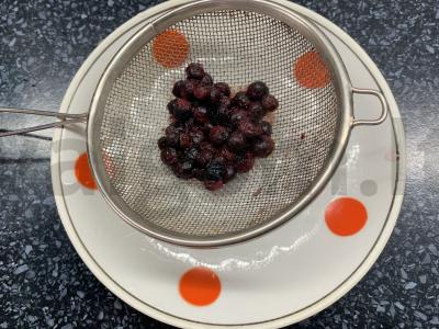 Abrikosų uogienės ir mėlynių kisielius Žingsnis 3