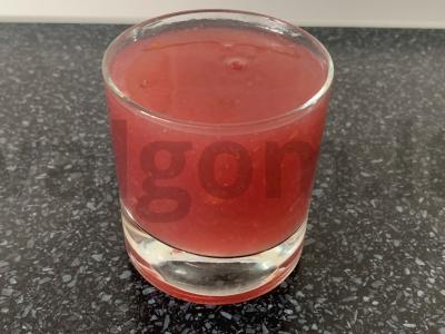 Abrikosų uogienės ir mėlynių kisielius pagrindine nuotrauka