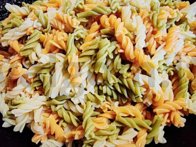 Makaronai su bekonu ir pesto padažu Žingsnis 1