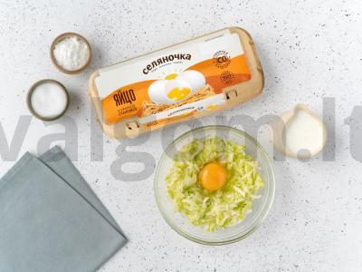 Cukinijų blynai su kefyru Žingsnis 2