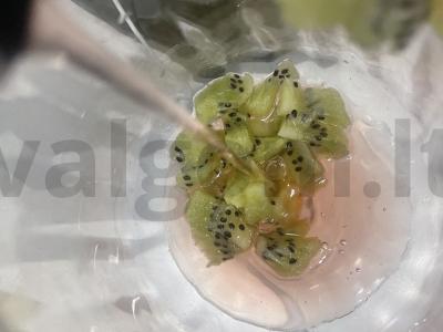 Kivi limonadas Žingsnis 2