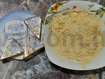 Įdaryti kiaušiniai su lydytu sūriu Žingsnis 5