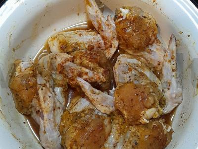 Kepti sparneliai su daržovėmis kaimišku stiliumi Žingsnis 1