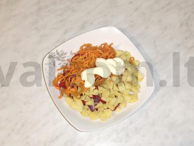 Salotas su pomidorais „Raudonasis komjaunuolis“ Žingsnis 6