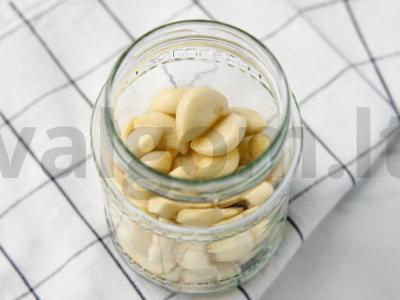 Marinuoti česnakai Žingsnis 2