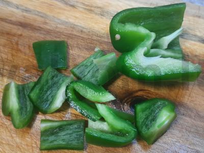 Kanarė su žaliu pipiru ir midijomis Žingsnis 2