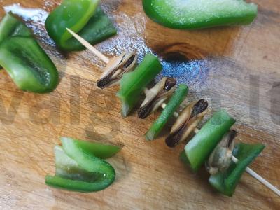 Kanarė su žaliu pipiru ir midijomis Žingsnis 3