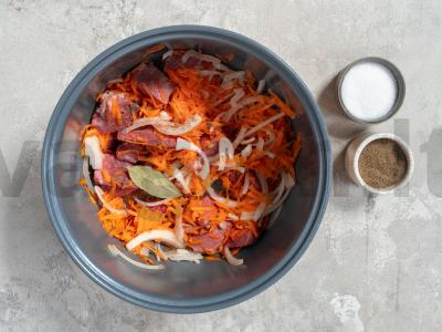 Jautiena su bulvėmis lėtojoje viryklėje Žingsnis 4