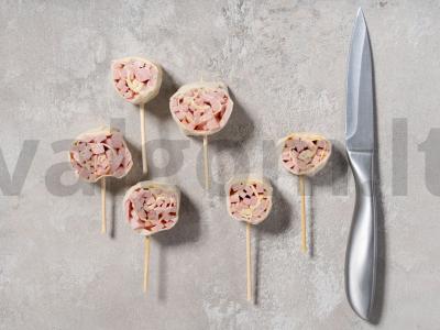 Sluoksniuotos tešlos ritinėliai su kumpiu Žingsnis 3