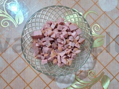 Sotūs karšti sumuštiniai su sūriu ir dešra Žingsnis 1