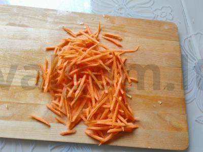 Daržovių, žolelių ir sūrio salotas Žingsnis 3