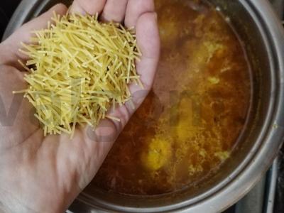 Sriuba su meatballs ir vermišeliu „Vaikiška“ Žingsnis 6