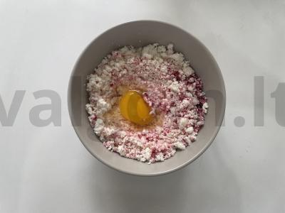 Sūrio blynai pusryčiams „Rožiniai“ Žingsnis 3