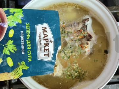 Lengvas vištienos sriuba su makaronais ir bulvėmis Žingsnis 4