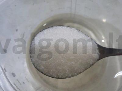 Namų ritinėliai su ikra ir krabų lazdelėmis Žingsnis 4