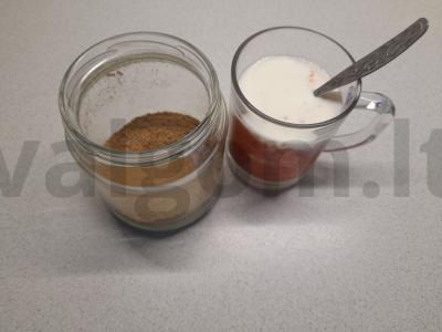 Lino sėklų ir uogų kokteilis Žingsnis 2