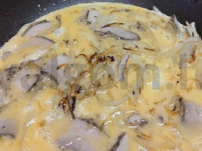 Omletas iš kiaušinių melange su kadagio šonine Žingsnis 3