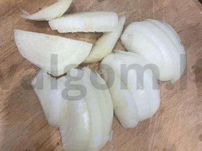 Ežiukai pomidorų padaže „Berto“ Žingsnis 1