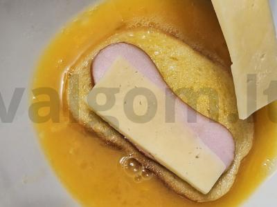 Švelnūs skrudinti duonos gabaliukai su sūriu Žingsnis 3