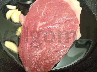 Jautienos steikas su grūdėtos garstyčių padažu Žingsnis 2