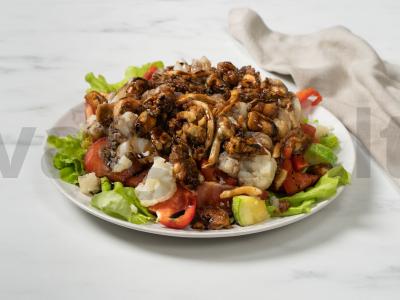 Jūros gėrybės su daržovėmis pagrindine nuotrauka