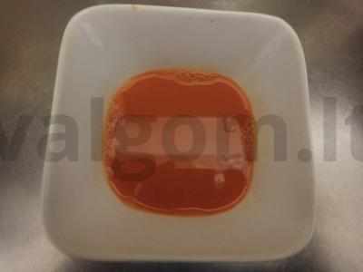 Gazizuotas gėrimas su morkomis ir prieskoniais Žingsnis 4