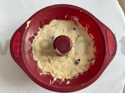 Keksas su grietine ir uogomis Žingsnis 6