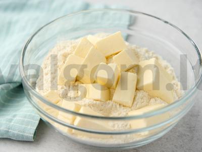 Obuolių ir cinamono pyragėliai Žingsnis 2