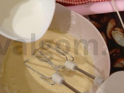 Zebro pyragas su kakava ant kefyro Žingsnis 11