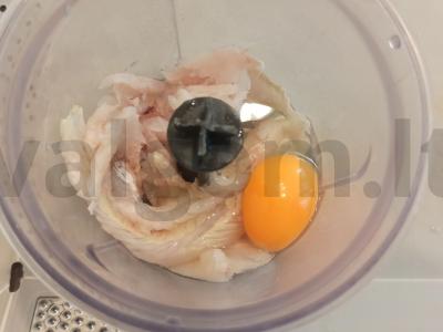 Žuvies ir kiaulienos kotletai vakarienei Žingsnis 2